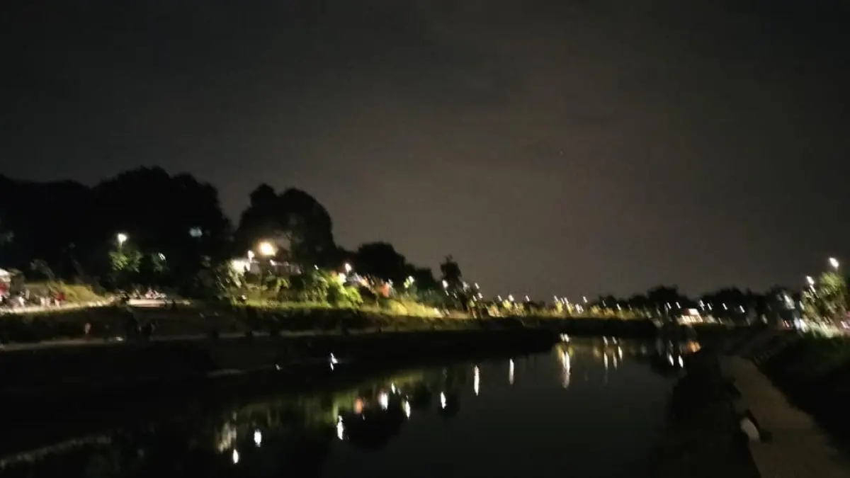 Fenomena bediding membuat suhu malam di Pulau Jawa terasa jauh lebih dingin selama musim kemarau. (Meivira untuk Radar Banyuwangi)