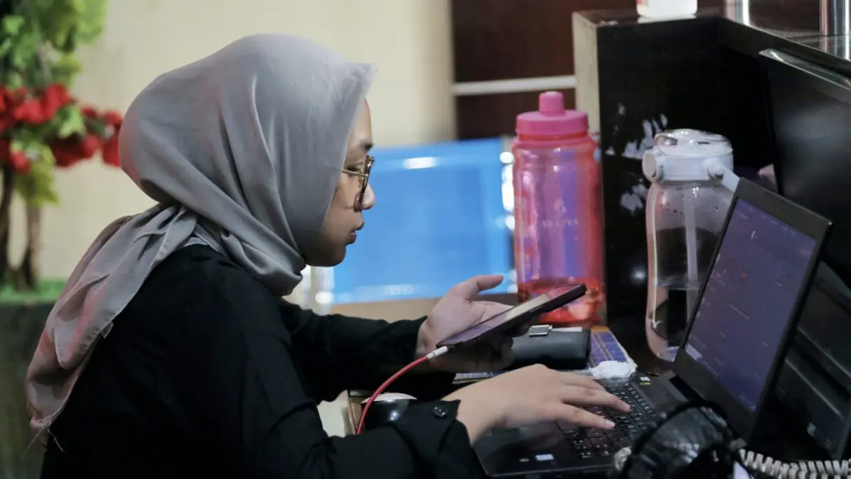 Banyak pelajar masih menunda mengerjakan tugas hingga mendekati deadline. (Pexels/Heru Dharma)