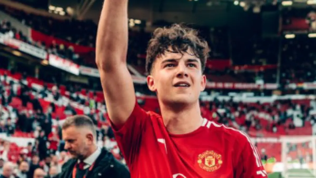 DILEPAS: Manchester United melepas bek mudanya Tyler Fredricson (Manchester United)