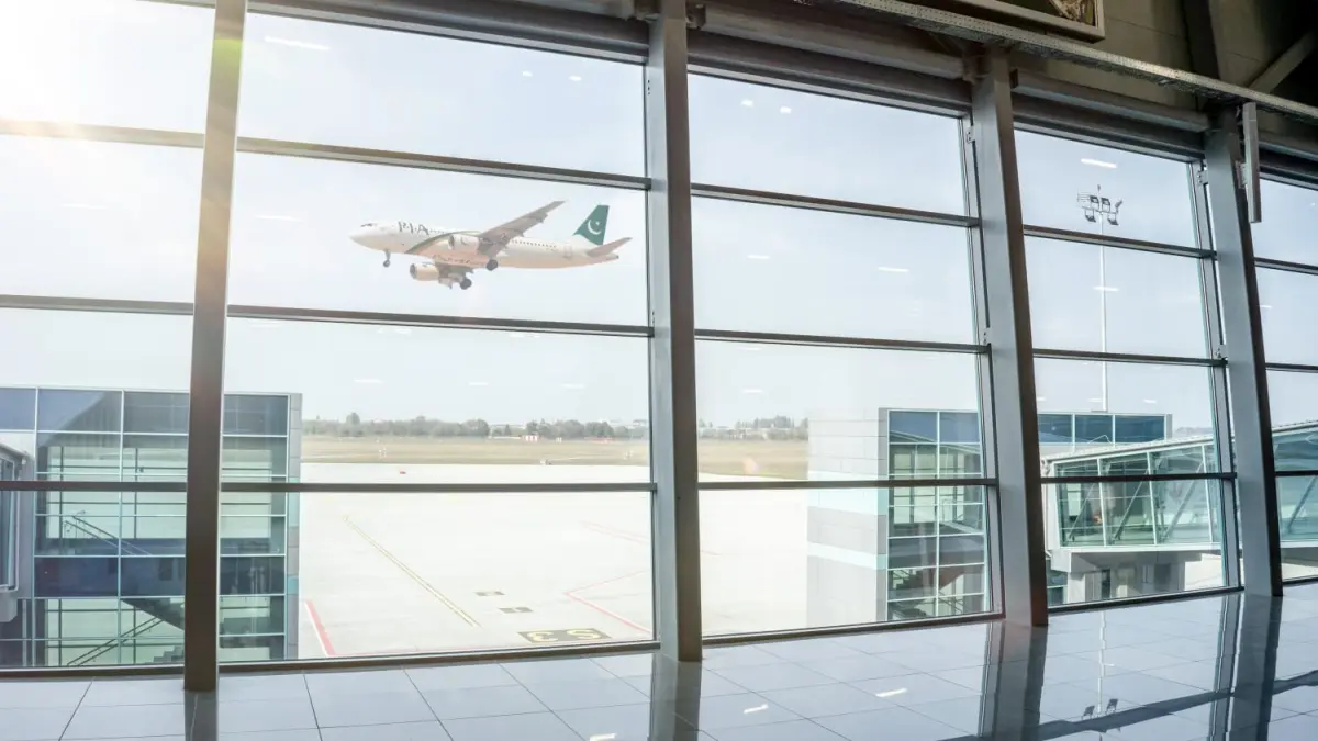 Smart Airport menjadi solusi transformasi digital industri penerbangan. (Pexels/Atlantic Ambience)