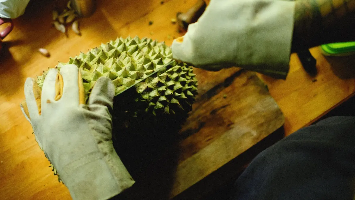 Impor durian China pada semester pertama 2026 melonjak hingga 319 ribu ton. (Pexels/Alexey Demidov)