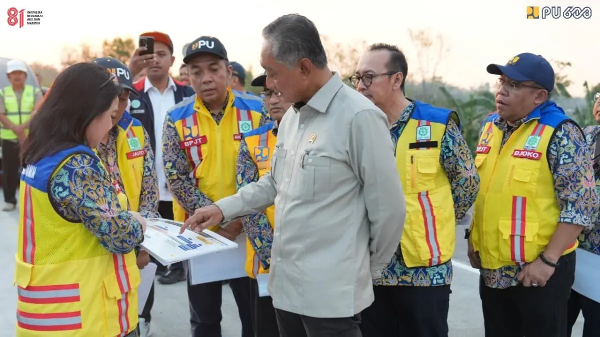 Kementerian PU menyiapkan operasional Tol Prosiwangi Seksi 1 dan 2 sepanjang 24 kilometer. (Kementerian PU)