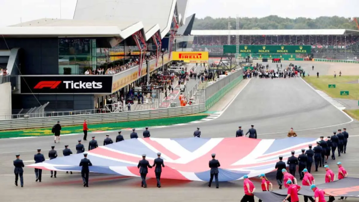MotoGP memastikan Grand Prix Inggris tetap berlangsung di Sirkuit Silverstone hingga musim 2028. (MotoGP)