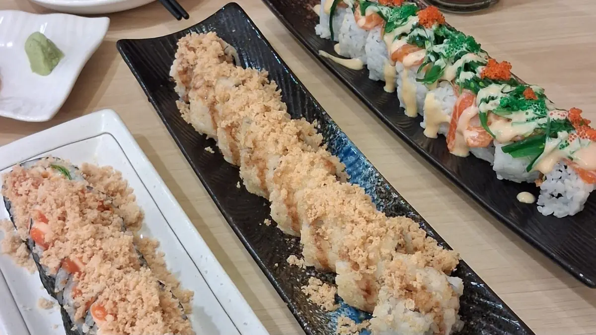 Fusion sushi semakin dikenal di Indonesia. (Mayang untuk Radar Banyuwangi)