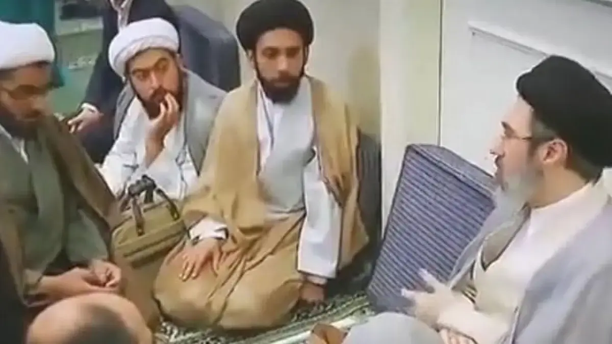 Beredar video kemunculan Mojtaba Khamenei. (Gulf News)