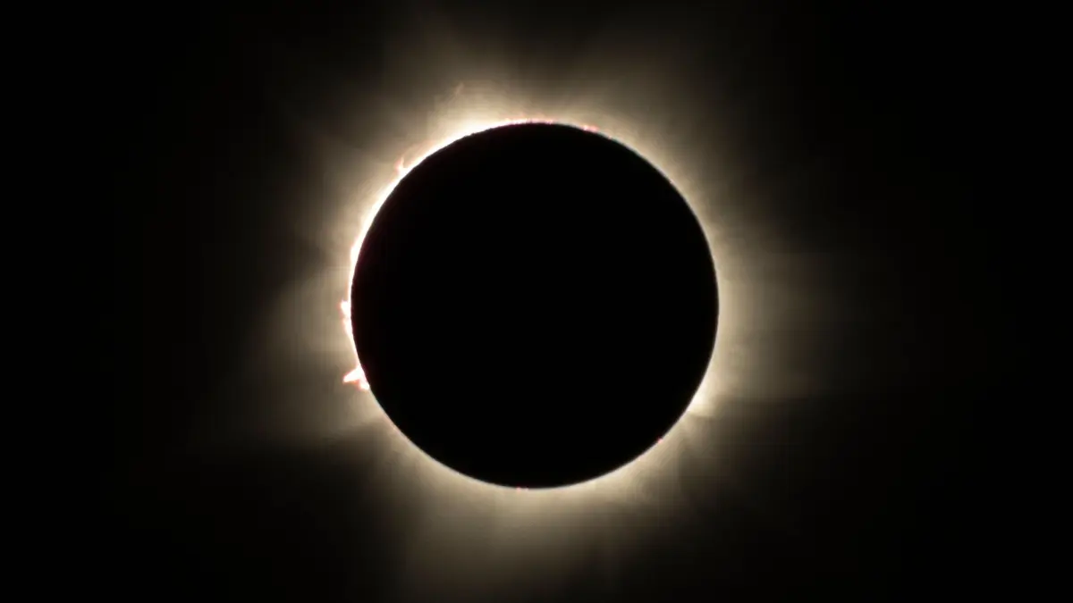 Gerhana Matahari Total 12 Agustus 2026 tidak dapat disaksikan dari Indonesia, termasuk Banyuwangi. (Pexels/Eclipse Chaser)
