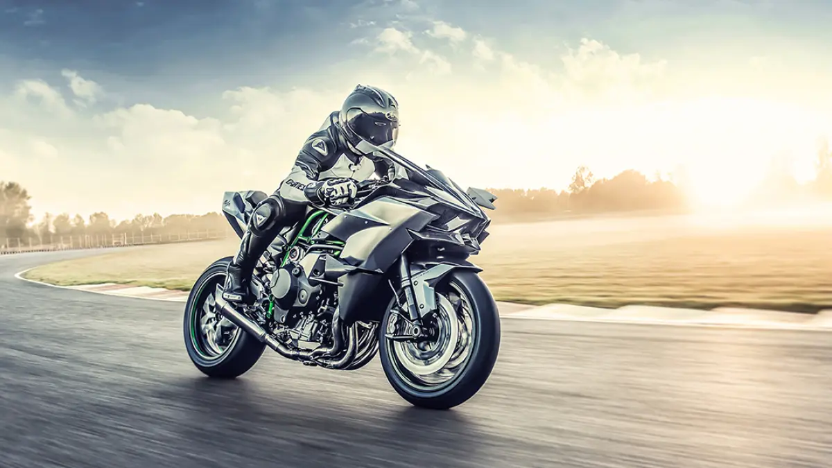 Bukan Cuma Ninja 250, Kawasaki Punya H2R hingga Motor Listrik e-1. (kawasaki.com)