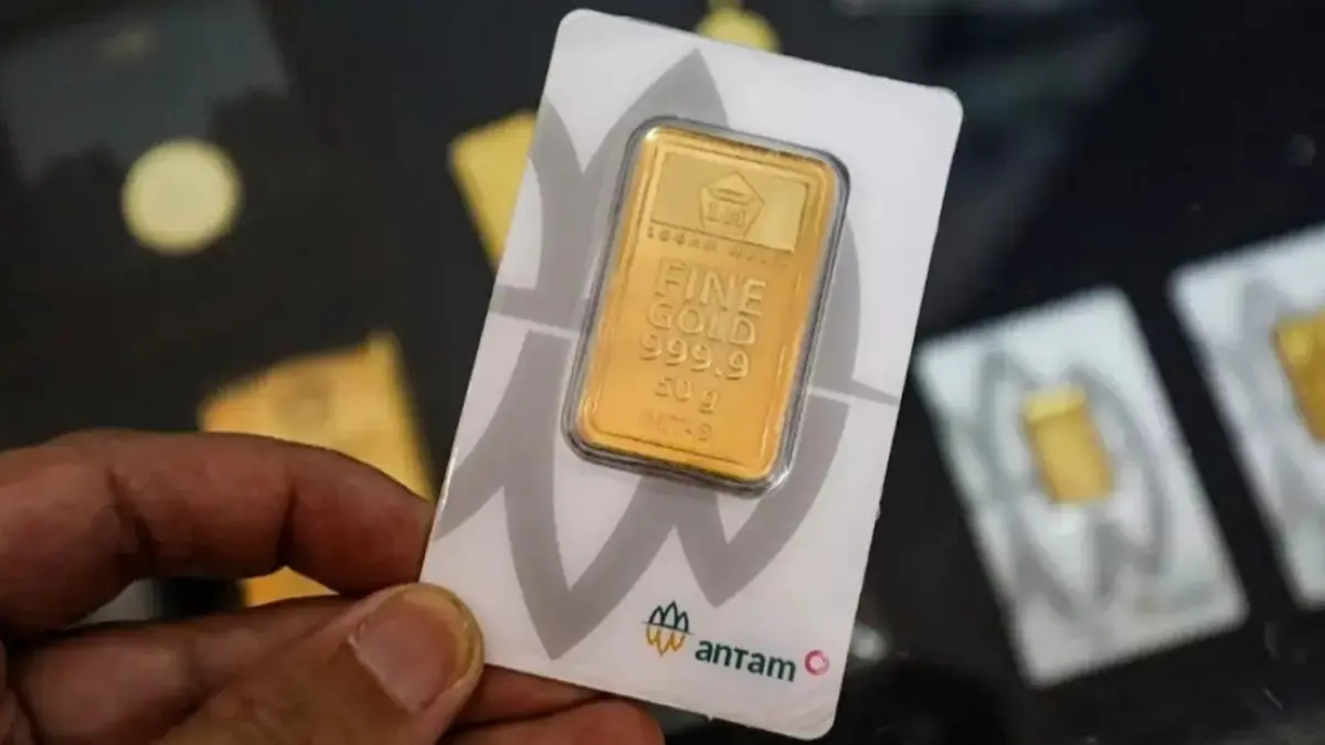 Harga emas batangan Antam ukuran 1 gram turun Rp30.000 menjadi Rp2,68 juta pada Rabu (12/8). (Metropolitan JawaPos)