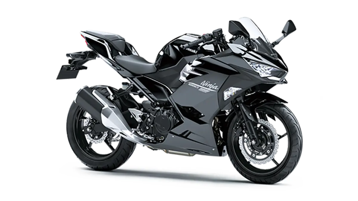 Kawasaki Ninja 250 mengandalkan mesin 249 cc dua silinder bertenaga 36 PS. Simak spesifikasi lengkap, fitur, dimensi, hingga kapasitas tangkinya. (kawasaki-motor.co.id)