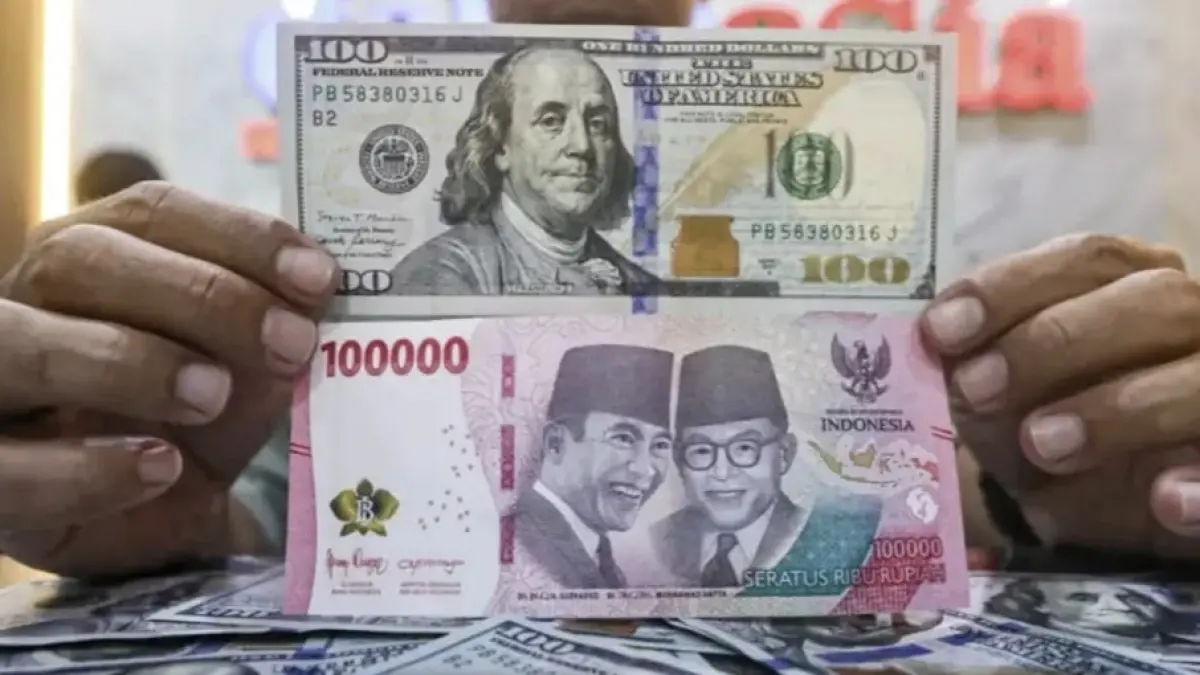 Nilai tukar rupiah melemah tipis 8 poin ke level Rp17.869 per dolar AS pada pembukaan perdagangan Rabu (12/8). (Berau Post)