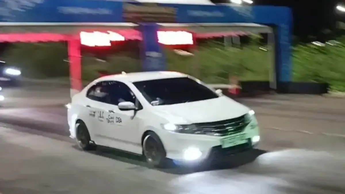 Suasana lintasan Tidar Drag Race Championship 2026 di Kotamobagu, Sulawesi Utara. Tragedi dalam ajang tersebut menewaskan delapan orang dan memicu sorotan terhadap standar keselamatan penyelenggaraan balap. (Pontianak Post)