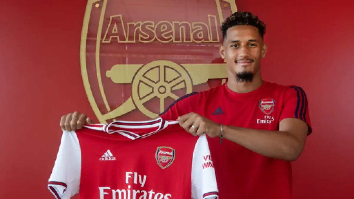 ABSEN: William Saliba diprediksi absen saat Arsenal hadapi Manchester City di ajang Community Shield 2026 (Arsenal)