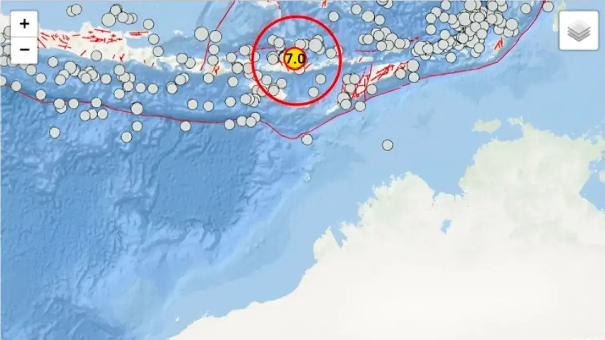 Tangkapan layar pusat gempa bumi tektonik berkekuatan tujuh magnitudo yang terjadi di Kabupaten Nagekeo, Nusa Tenggara Timur, Sabtu (15/8/2026).