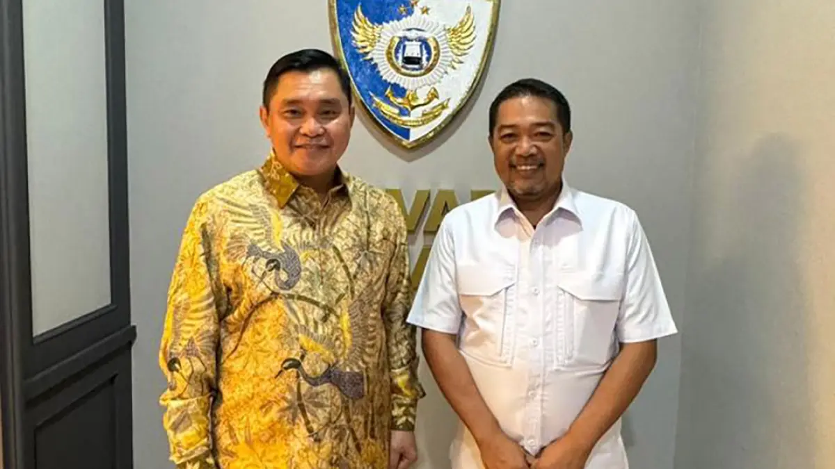 Komjen Pol. (Purn.) Mohammad Fadil Imran bersama pengusaha Banyuwangi Purnomo, MSi. (Istimewa)