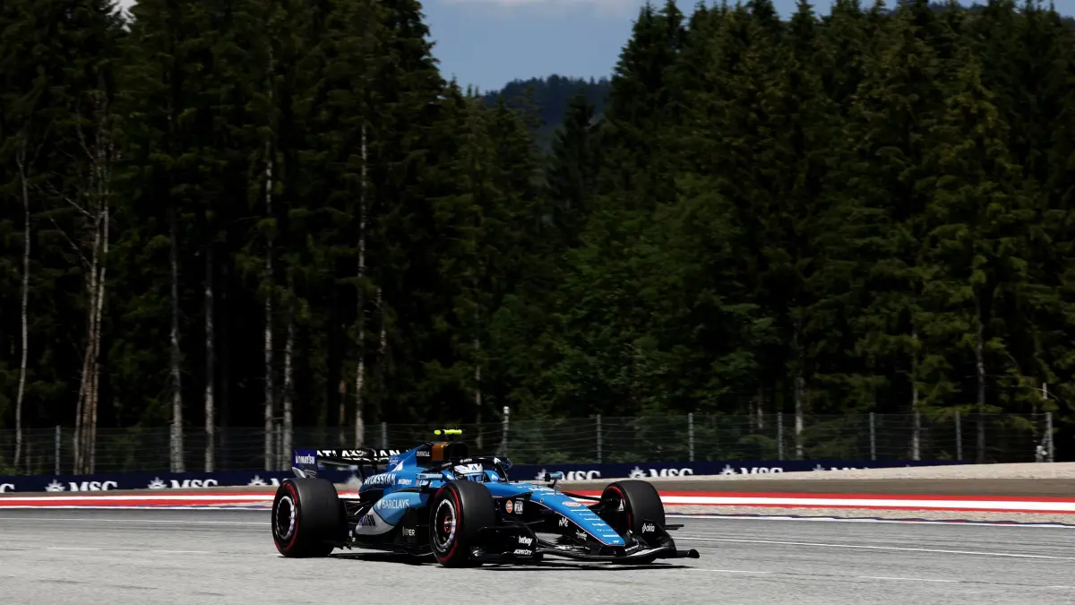 Luke Browning mendapat kesempatan kembali mengemudikan FW48 saat sesi FP1 Grand Prix Italia di Monza. (F1)