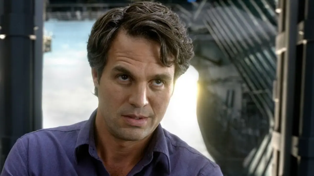 Mark Ruffalo memerankan Kenneth Marshall dalam Mickey 17, karakter pemimpin otoriter yang dirancang dari gabungan karakteristik sejumlah figur politik dunia nyata. (Padang Ekspres)