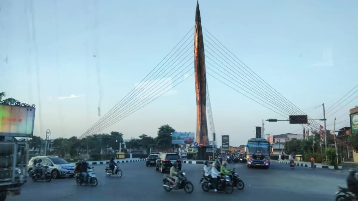Lanskap perkotaan Yogyakarta-Solo menghadirkan suasana berbeda. (Chenza untuk Radar Banyuwangi)