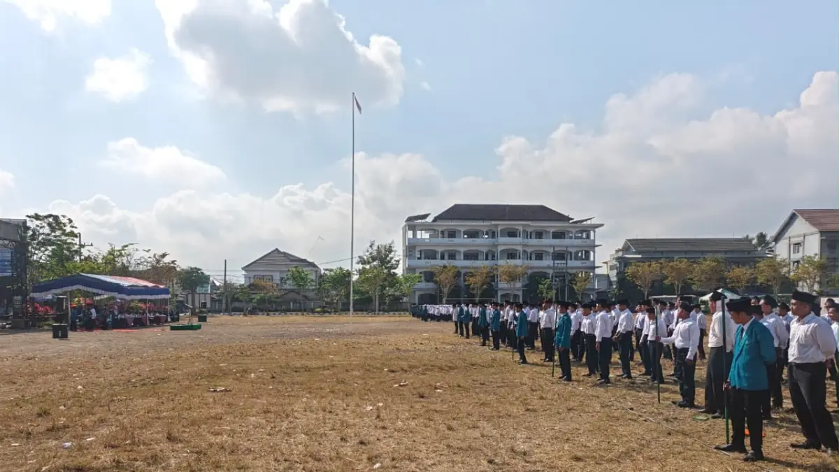 Pekka Uimsya 2026 di lapangan Ponpes Darussalam Blokagung, Desa Karangdoro, Kecamatan Tegalsari. (FOTO: Zamrozi Wahyu/ Jawa Pos Radar Banyuwangi)