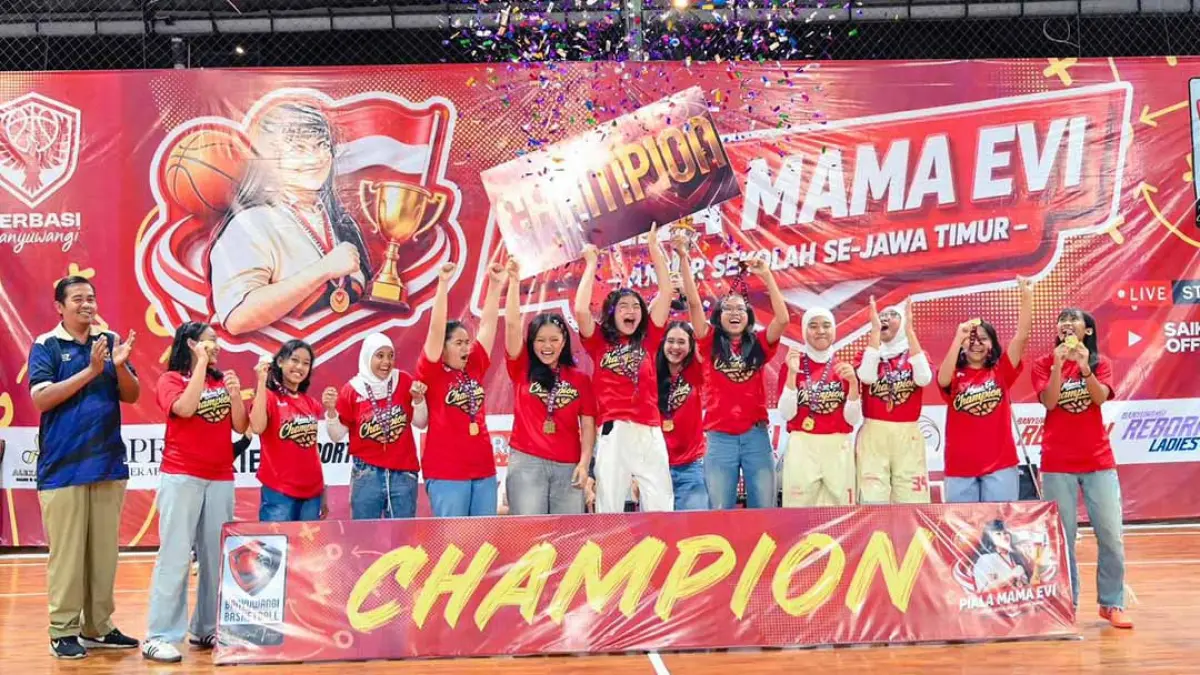 Tim basket putri SMPN 1 Banyuwangi juara Piala Mama Evi 2026. Prestasi diraih berkat kerja keras, disiplin, sportivitas, dan kekompakan tim.
