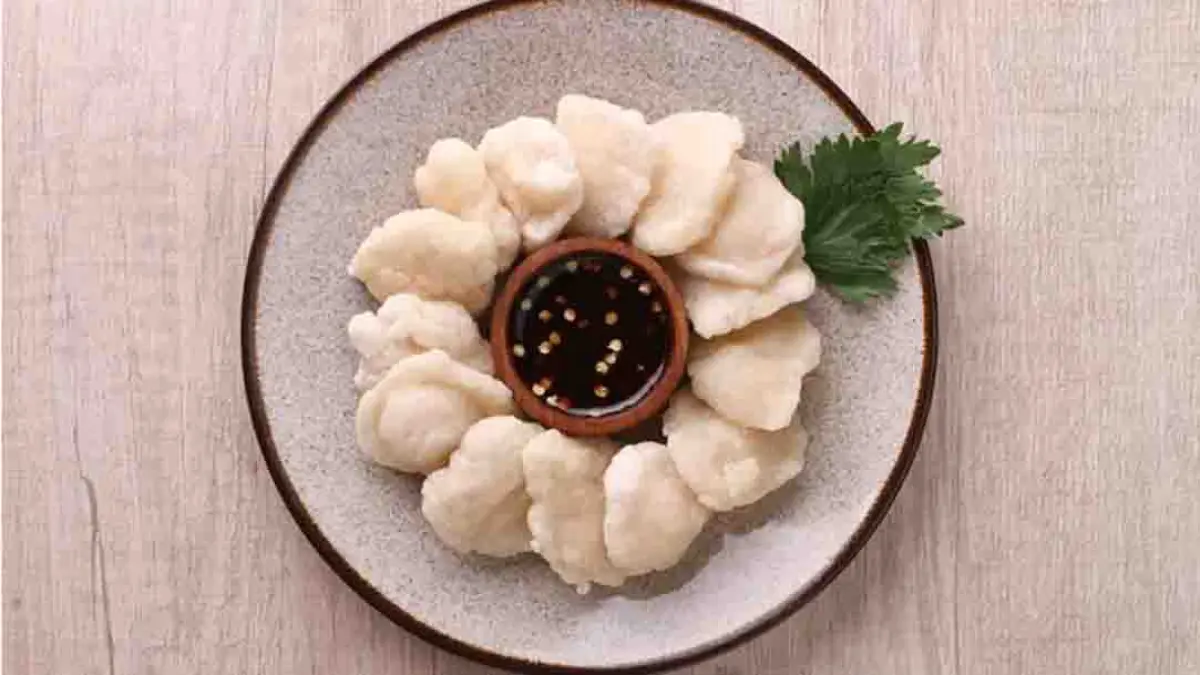 Ilustrasi Cireng Crispy Bumbu Rujak. (Radar Madiun)