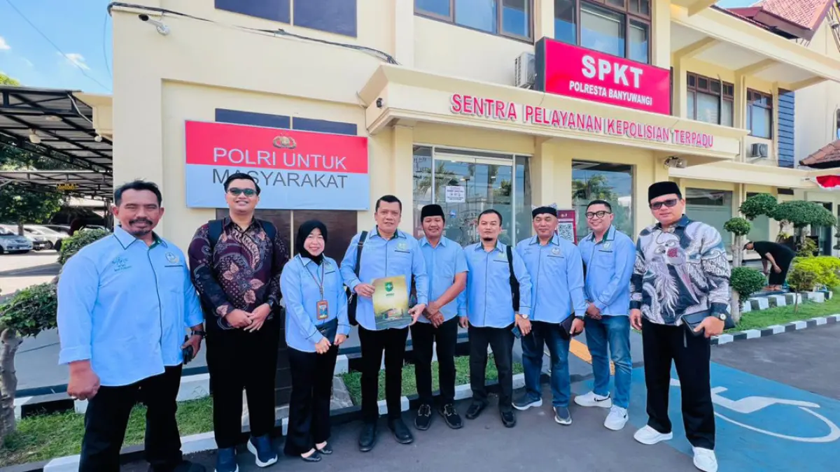 LPBHNU Banyuwangi melaporkan warga yang diduga membakar Al-Qur’an dan menyebarkan videonya. Polisi didesak usut tuntas dan cegah main hakim sendiri. (Bagus Rio/Radar Banyuwangi)