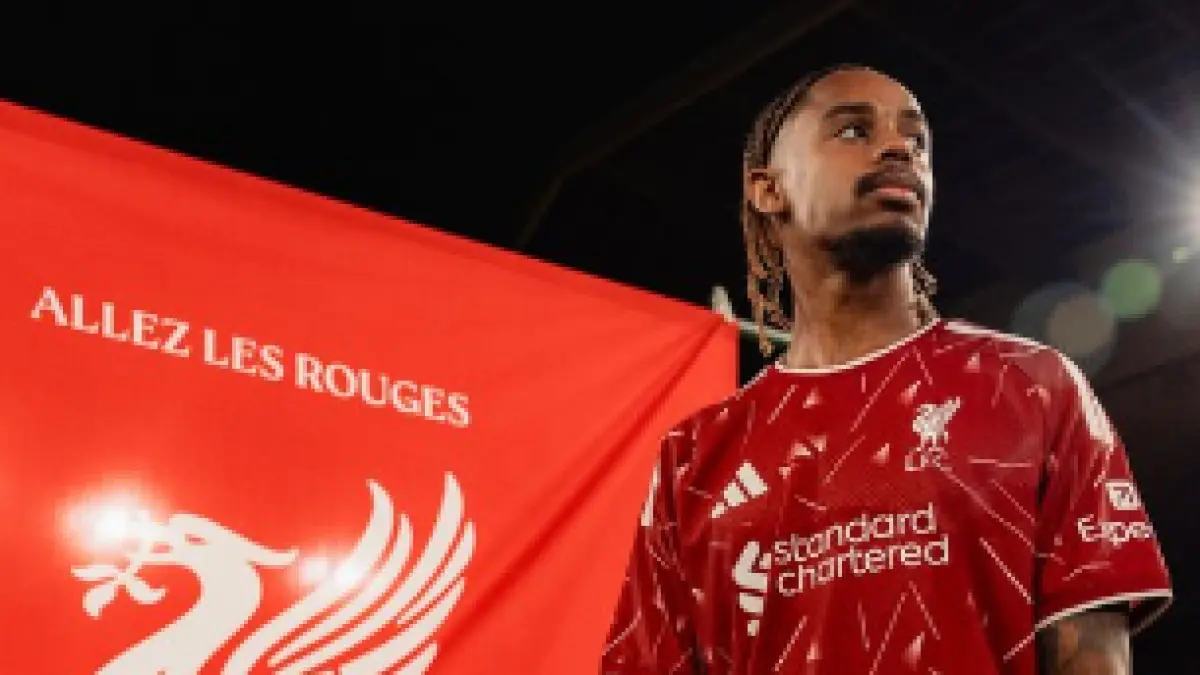 TUNGGU DEBUT: Bradley Barcola diprediksi akan jalani debut saat Liverpool kontra Ipswich Town (Liverpool)