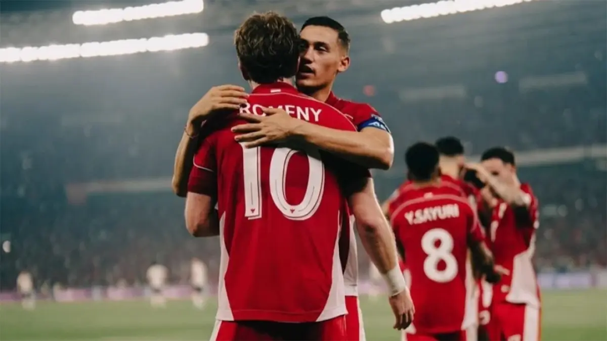 Ole Romeny dan Jay Idzes. (Instagram @jayidzes)