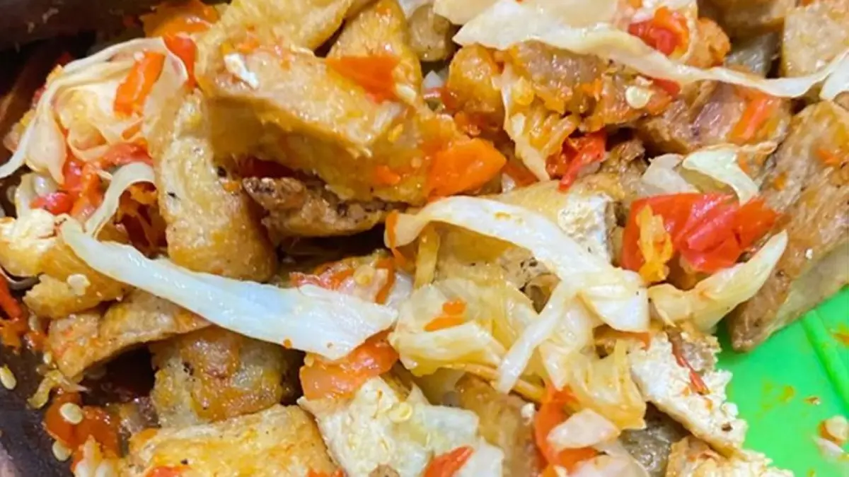 Tahu kocek, jajanan khas Jember dan Madura. (Radar Malang)