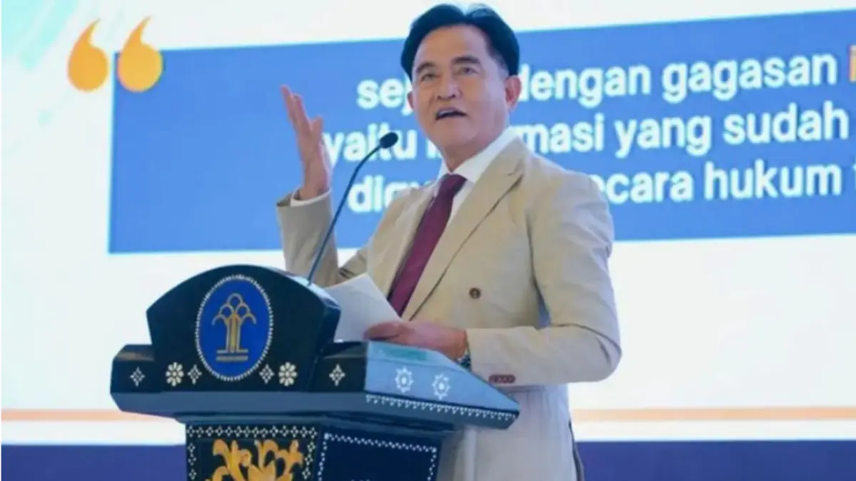 Menko Kumham Imipas Yusril Ihza Mahendra dalam "Ministerial Dialogue Layanan AHU Berdampak" di Kota Bandung, Jawa Barat, Senin (31/8). (ANTARA/HO-Kemenko Kumham Imipas RI/pri).