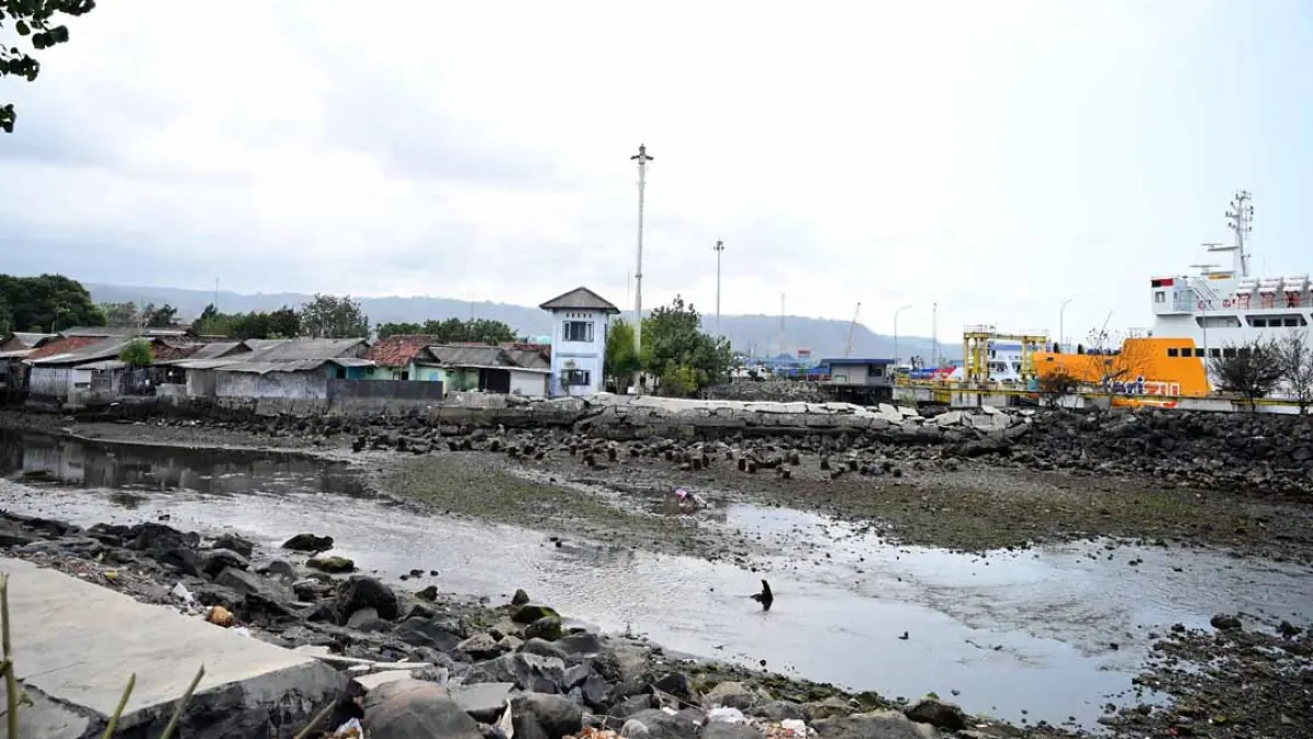 akses jalan penghubung Bulusan-Ketapang