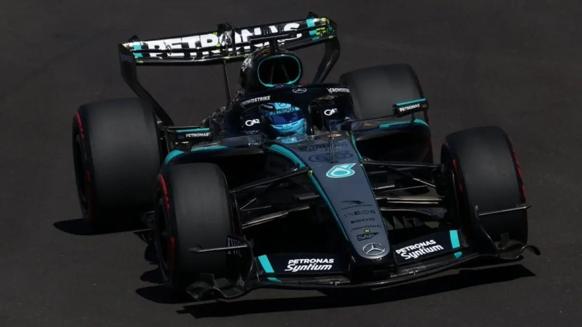 George Russell memimpin sesi Free Practice 1 Grand Prix Spanyol setelah mencatat waktu tercepat di sirkuit Madring, Madrid. (F1)