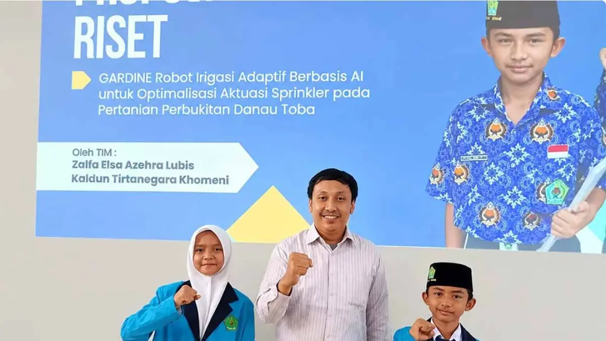 Dua siswa MTsN 1 Medan menembus 30 besar OMI Riset nasional lewat GARDINI, robot irigasi berbasis AI untuk pertanian perbukitan Danau Toba. (kemenagkotamedan.com)
