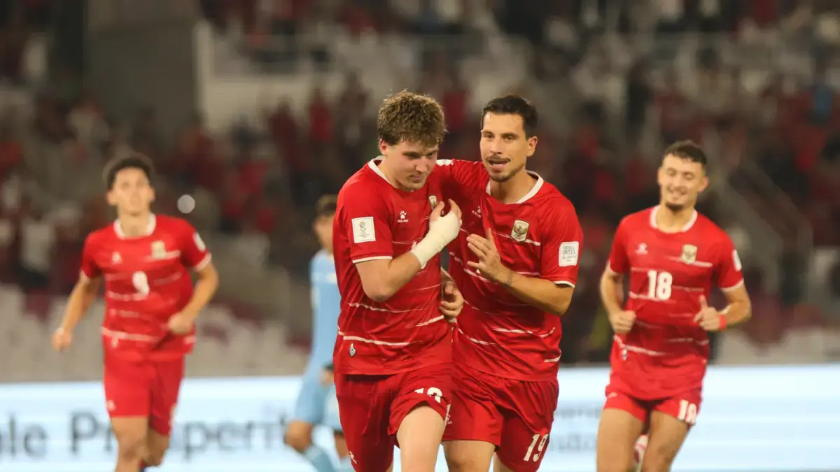 Selebrasi pemain Timnas Indonesia Ole Romeny saat membobol gawang Singapura pada FIFA ASEAN Cup di SUGBK, Jakarta, Jumat (25/9). (Dery Ridwansah/JawaPos.com)