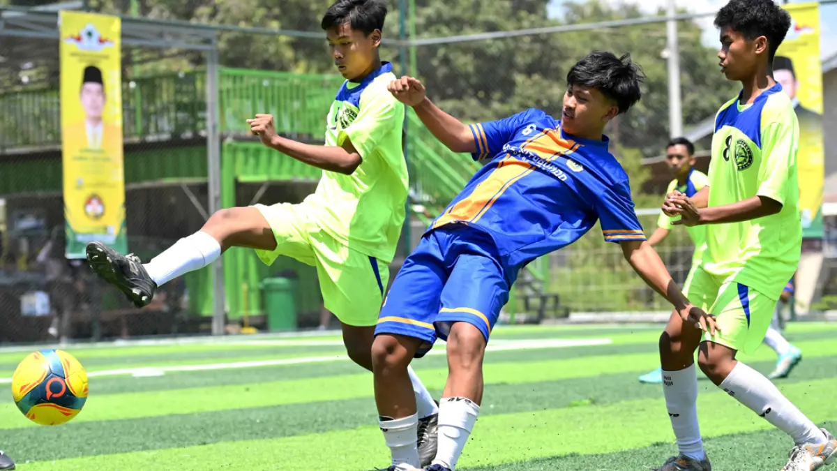 MAN 2 Situbondo menang 1-0 atas SMKN 1 Situbondo. (Ramada Kusuma/Radar Banyuwangi)