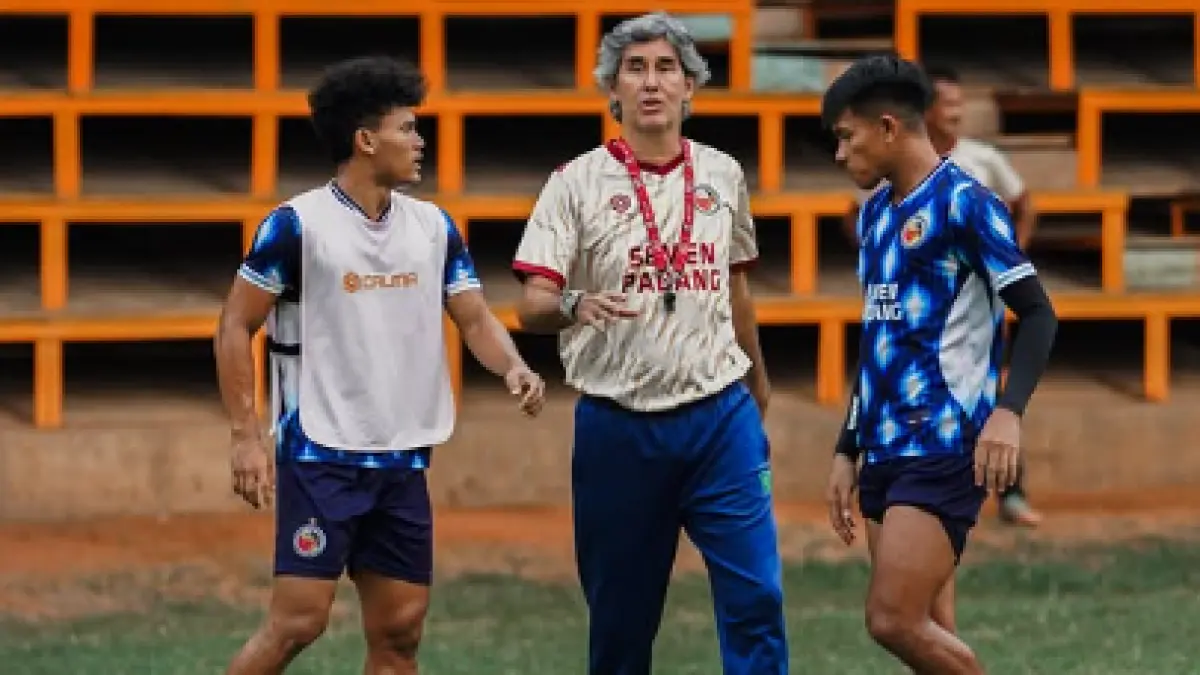 MISI BERAT: Teco bersama Semen Padang FC bidik kembali ke Super League (Semen Padang)