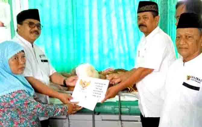 baznas-bantu-dua-duafa-jalani-operasi-tumor