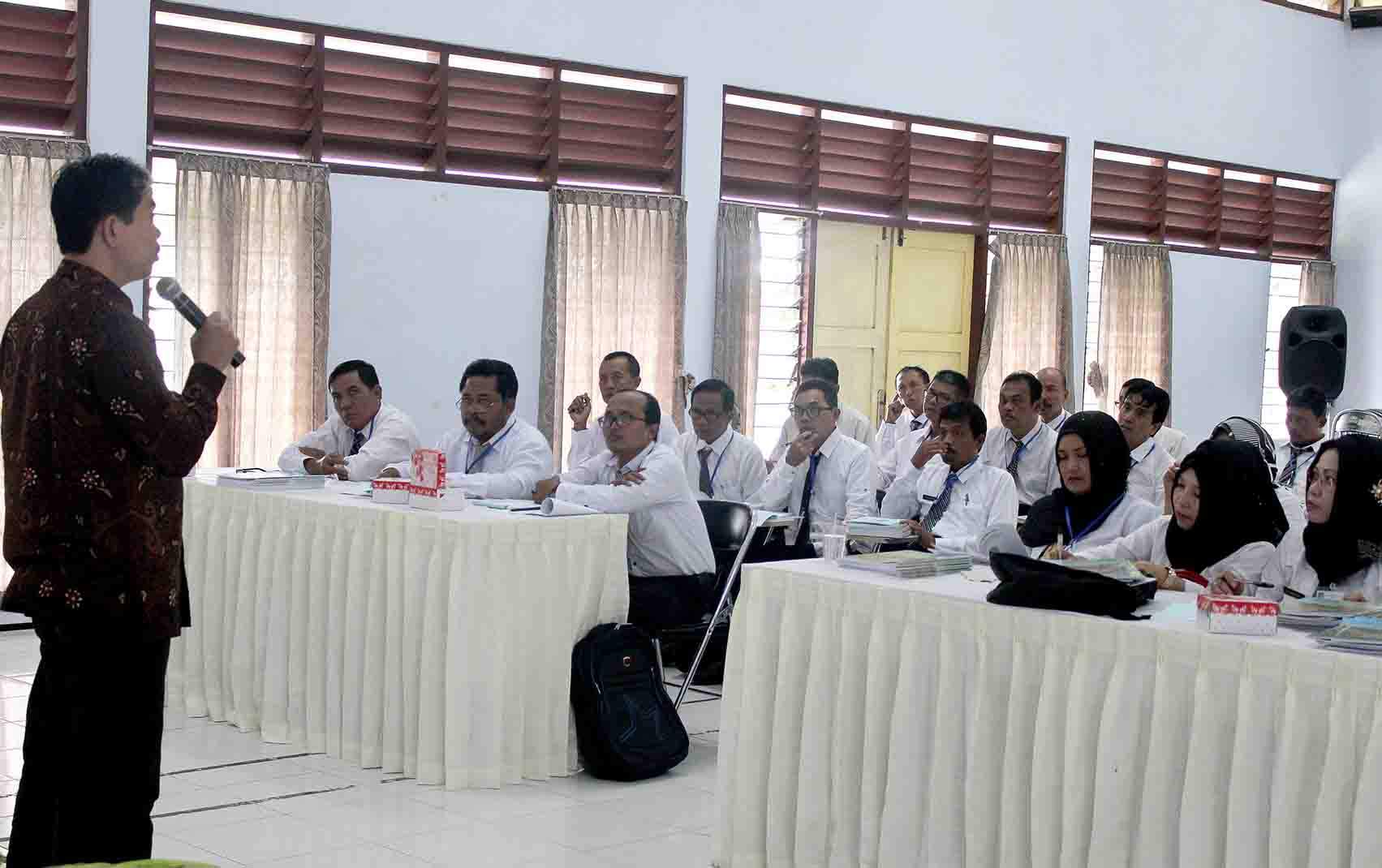 diklat-calon-kasek-diperketat-tujuh-hari-dilarang-hubungi-keluarga