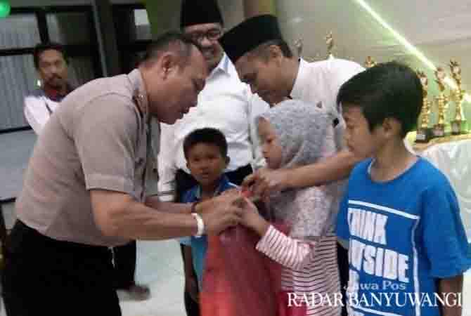 baznas-bantu-perlengkapan-sekolah-siswa-miskin