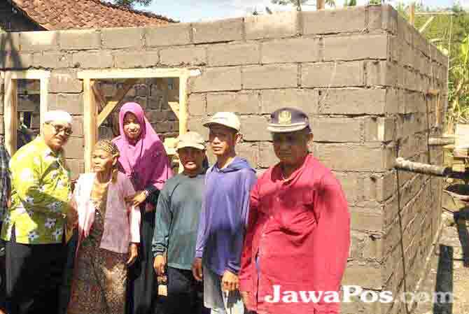 bangun-rumah-korban-puting-beliung