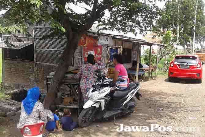 warung-remang-remang-masih-bertahan