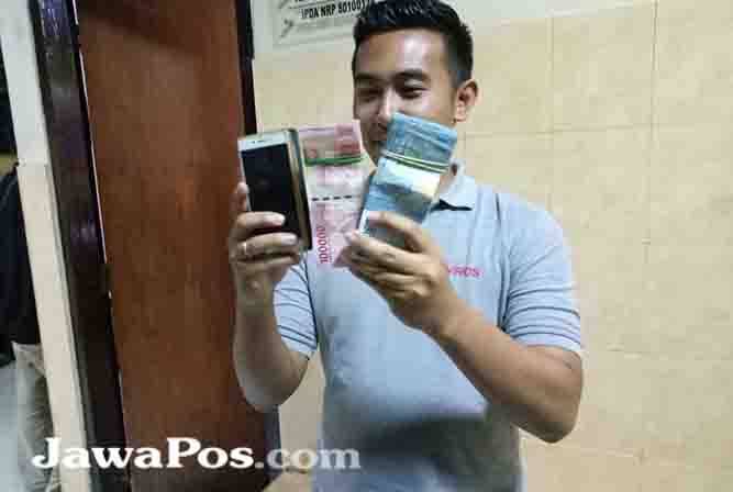 kades-wonosobo-tersangka-bb-dugaan-pemerasan-rp-10-juta-disita