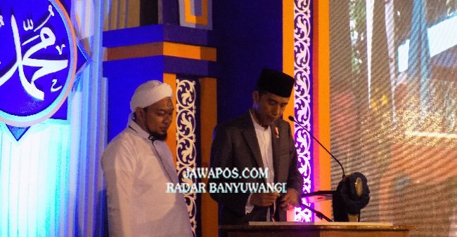 presiden-jokowi-saat-resmikan-universitas-ibrahimy