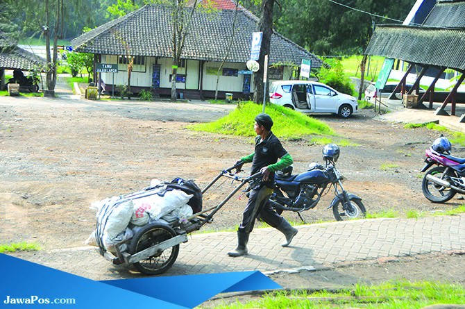 jam-buka-terbatas-paltuding-sepi-pengunjung