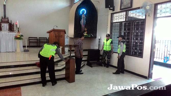 tidak-ada-barang-berbahaya-di-gereja-rogojampi