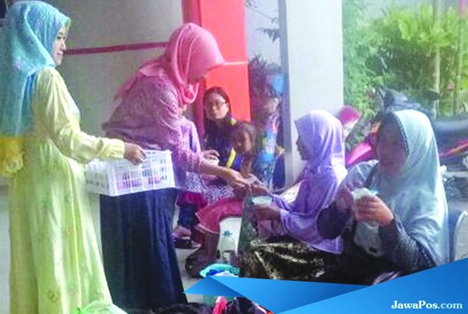 rsu-bhakti-husada-bagi-bagi-takjil