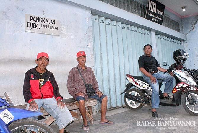 ojek-online-booming-begini-nasib-tukang-ojek-pangkalan
