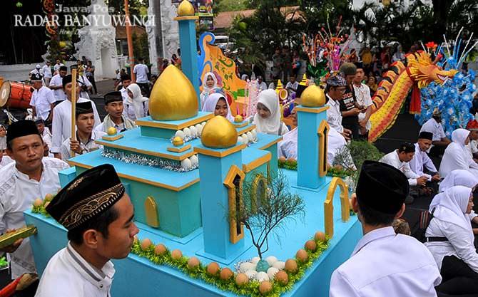 Endog-endogan, tradisi unik masyarakat Banyuwangi dalam merayakan Maulid Nabi Muhammad SAW.