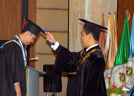 112-mahasiswa-stikom-diwisuda