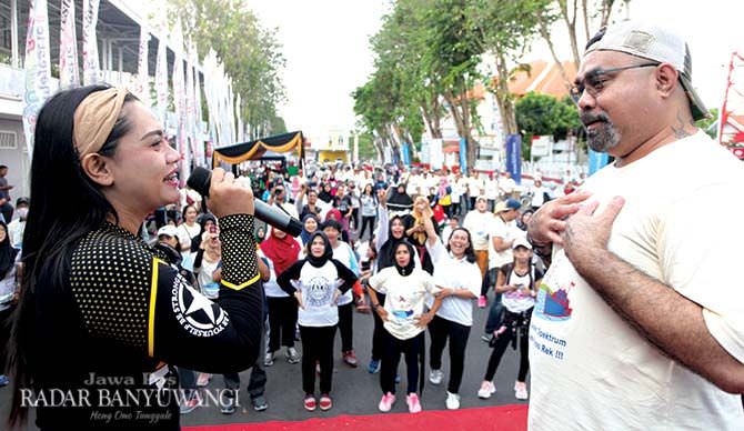 balmon-sfr-kelas-1-surabaya-sosialisasi-pemanfaatan-frekuensi
