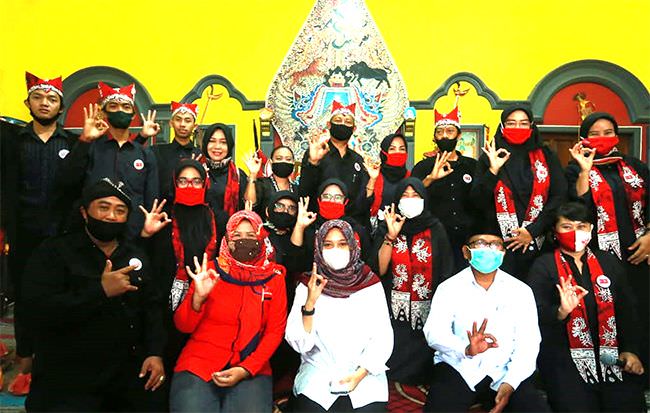 ipuk-fiestiandani-azwar-anas-silaturahmi-dengan-kalangan-seniman
